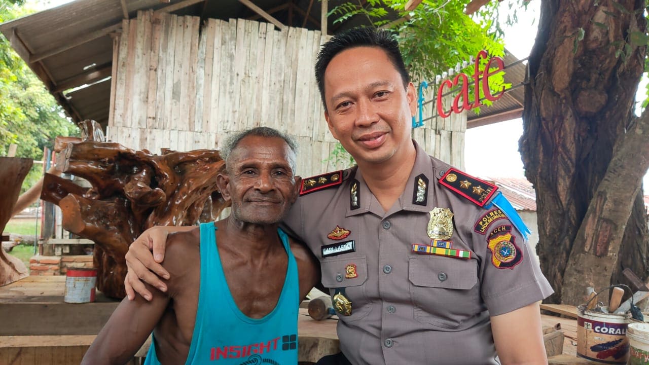 Pak Cik dan Kapolres Lhokseumawe, AKBP Ari Lasta Irawan, S.Ik