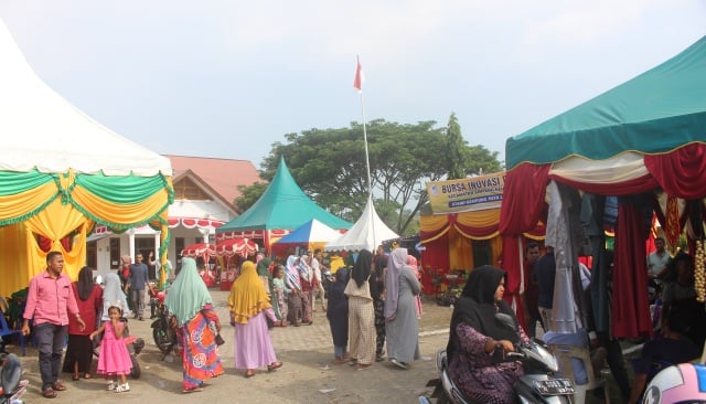 Stand Pemeran Bursa Inovasi Gampong