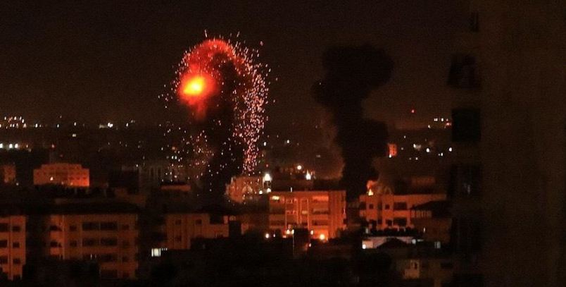 Israel kembali mengempur wilayah Gaza mengeunakan Pesawat udara dan Tank (Foto: palinfo)